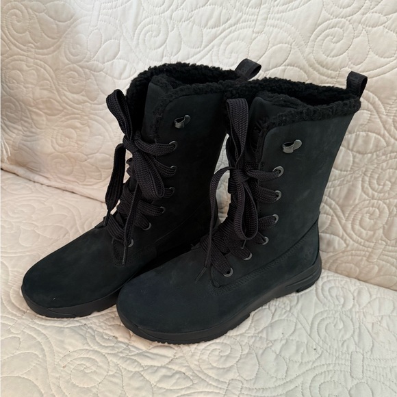 Women's Black Lace-Up Boots - Picture 1 of 5